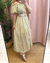Carregar imagem no visualizador da galeria, Vestido comprido bolinhas amarelo
