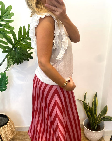 Blusa branca com folhos ombro