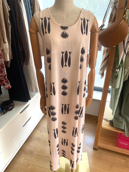 Vestido comprido malha fria sardinhas e conchas branco