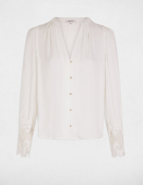 Blusa acetinada manga renda Morgan