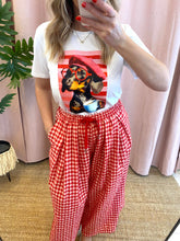 Carregar imagem no visualizador da galeria, T-shirt branca trendy pup
