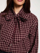 Carregar imagem no visualizador da galeria, Blusa Morgan quadradinhos Bordeaux
