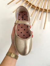 Carregar imagem no visualizador da galeria, Mary Jane gold cubanas
