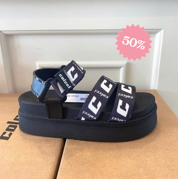 Sandália plataforma Bella preto Colcci