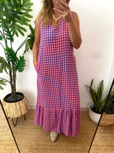 Carregar imagem no visualizador da galeria, Vestido vichy rosa e azul
