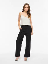 Carregar imagem no visualizador da galeria, Top alças com rendinha pérola Vila
