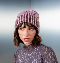 Carregar imagem no visualizador da galeria, Gorro Victoria rosa
