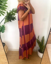 Carregar imagem no visualizador da galeria, Vestido ombros descobertos laranja e Bordeaux
