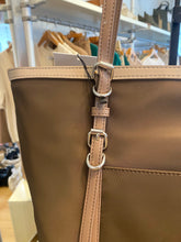 Carregar imagem no visualizador da galeria, Shopper nylon castanho Don Algodon
