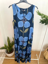Carregar imagem no visualizador da galeria, Vestido comprido malha fria papoilas azuis
