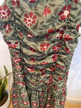 Carregar imagem no visualizador da galeria, Vestido Salamanca estampa floral kaki
