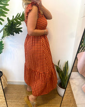 Carregar imagem no visualizador da galeria, Vestido vichy alças franzidas tijolo e laranja
