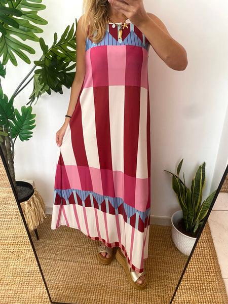 Vestido malha fria riscas e triângulos rosa e azul