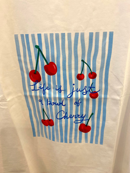T-shirt cerejas azul