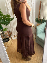 Carregar imagem no visualizador da galeria, Colete de malha chocolate
