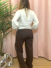 Carregar imagem no visualizador da galeria, Calça clássica castanha Vivarone
