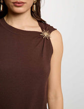 Carregar imagem no visualizador da galeria, Blusa Morgan malha castanho
