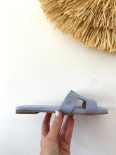 Carregar imagem no visualizador da galeria, Chinelo azul bebé Ruika
