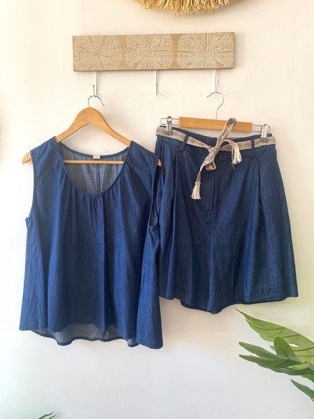 Top alça larga tencel