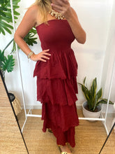 Carregar imagem no visualizador da galeria, Vestido caí caí com folhos Bordeaux
