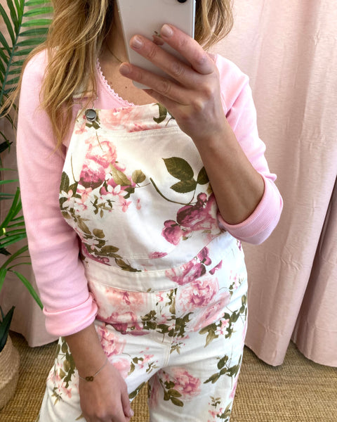 Jardineiras estampa flores Lumina