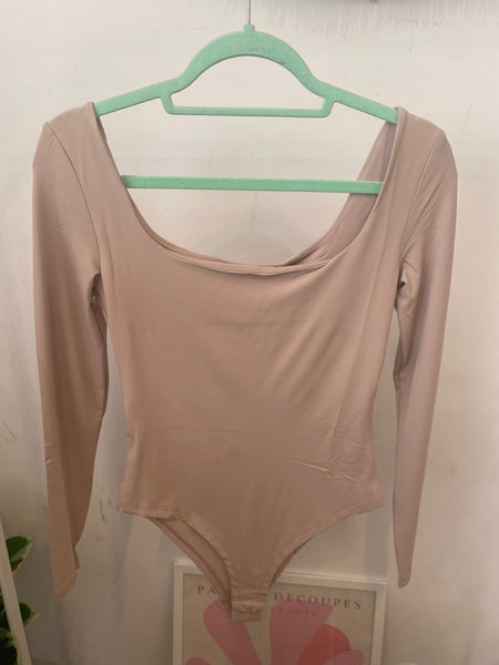 Body manga comprida beje