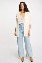 Carregar imagem no visualizador da galeria, Casaco de malha midi cru Morgan
