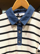 Carregar imagem no visualizador da galeria, Polo de malha com riscas  MORGAN
