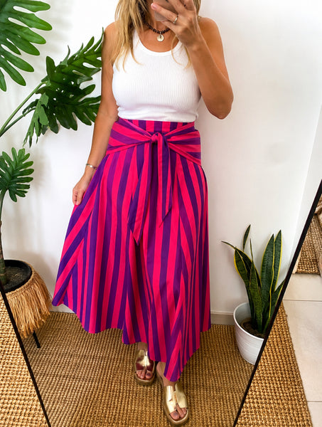 Saia riscas com laçada rosa e violeta