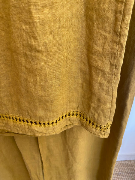 Conjunto de linho top alça larga mostarda