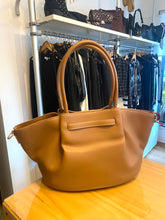 Carregar imagem no visualizador da galeria, Mala mão camel Don Algodon
