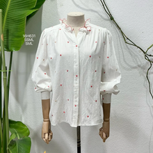 Carregar imagem no visualizador da galeria, Camisa corações rosa
