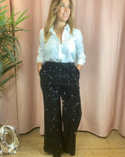 Carregar imagem no visualizador da galeria, Calças de veludo com lantejoulas
