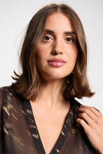 Carregar imagem no visualizador da galeria, Camisa estampa pinceladas Morgan
