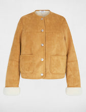 Carregar imagem no visualizador da galeria, Casaco camel pele de pêssego Morgan
