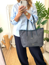 Carregar imagem no visualizador da galeria, Shopper azul Don Algodon
