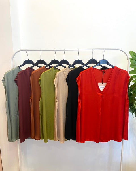 Blusa acetinada oversize