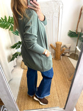 Carregar imagem no visualizador da galeria, Casaco Viril Open kaki Vila
