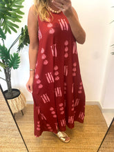 Carregar imagem no visualizador da galeria, Vestido comprido malha fria sardinhas
