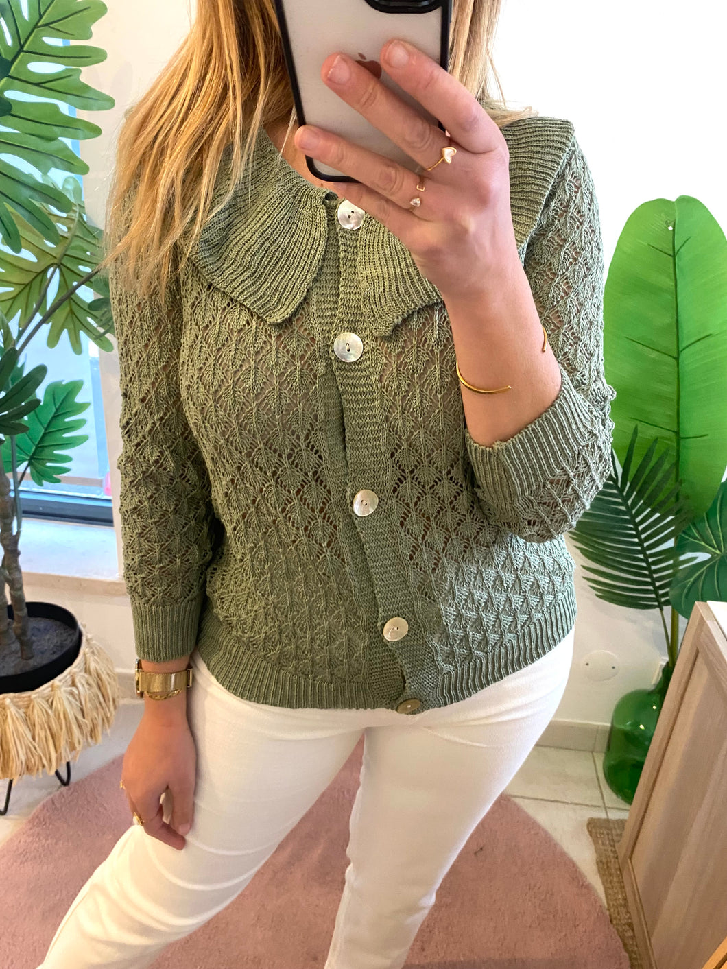 Casaco de linha com golinha verde