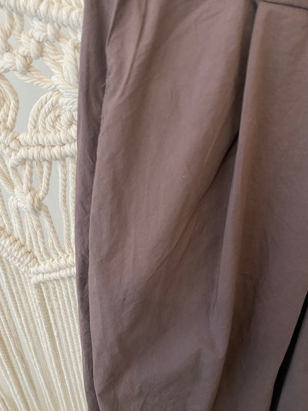 Calças pantalonas castanho