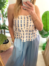 Carregar imagem no visualizador da galeria, Crop top padrão azul
