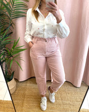 Carregar imagem no visualizador da galeria, Camisa corações rosa
