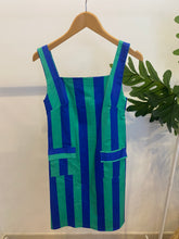 Carregar imagem no visualizador da galeria, Vestido curto estampa azul e verde
