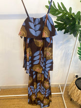 Carregar imagem no visualizador da galeria, Vestido papoilas com folhos largos
