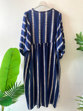 Carregar imagem no visualizador da galeria, Vestido manga balão marinho
