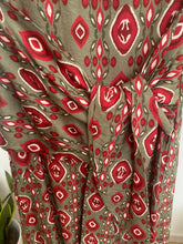Carregar imagem no visualizador da galeria, Vestido Sardenha laçada kaki
