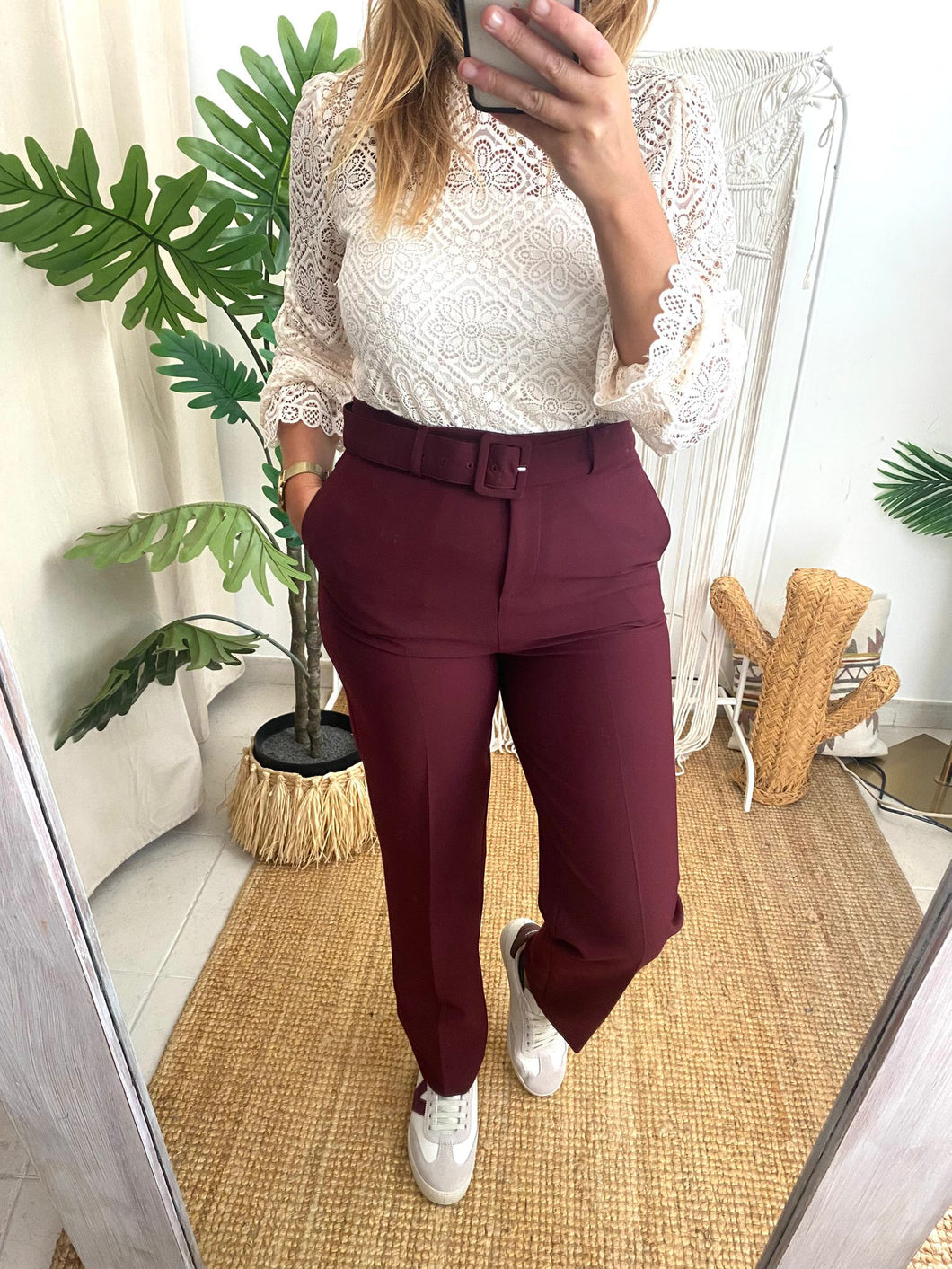 Calças clássicas bordeaux Morgan