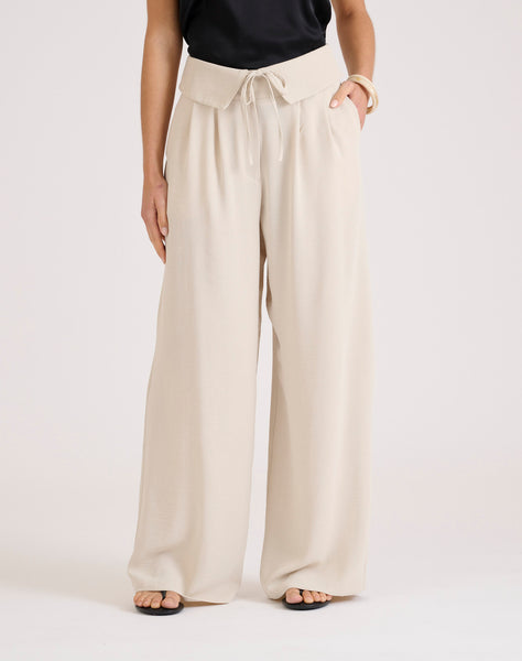 Calças pantalonas beje Naf Naf