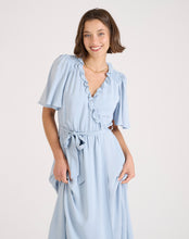 Carregar imagem no visualizador da galeria, Vestido azul claro Naf Naf
